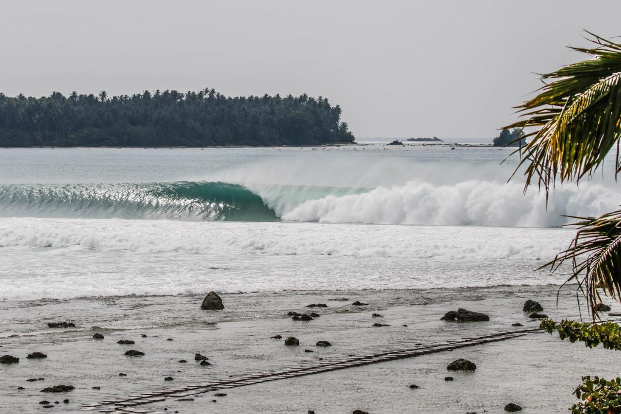 Nias Surf Stay Lagudri Exterior foto